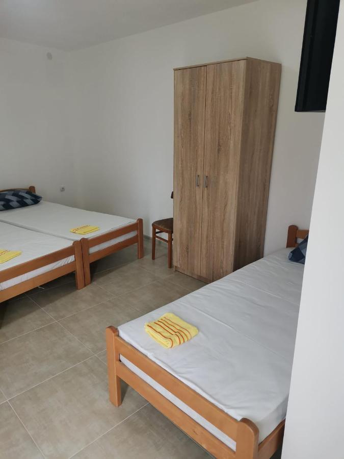 Adamovic Apartment Pirot Bagian luar foto